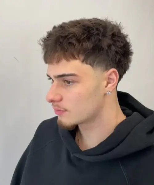 Low Taper Fade Haircut: Complete Guide for Men in 2025 5 Low Taper Fade with Fringe