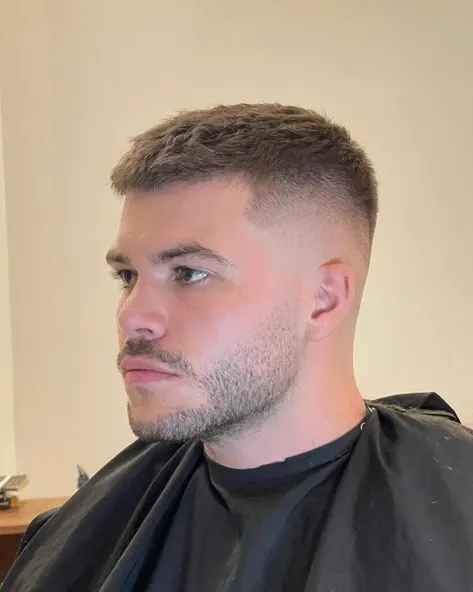 What Are the Best Low-Maintenance Haircuts for Busy People? 35 Stylish, Simple Styles 21 Buzz Cut & Crew Cut