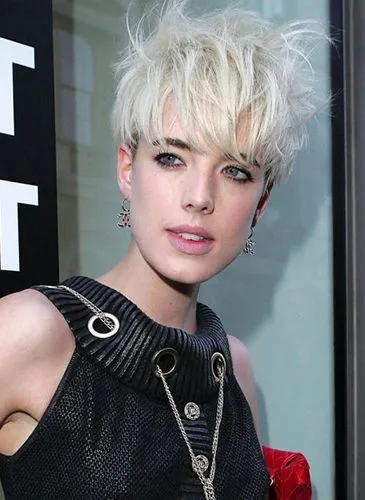 What Are the Best Low-Maintenance Haircuts for Busy People? 35 Stylish, Simple Styles 3 Classic Pixie
