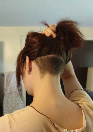 The Ultimate Guide to Undercut Hairstyles (2025 Edition) 27 Hidden Undercut for Long Hair