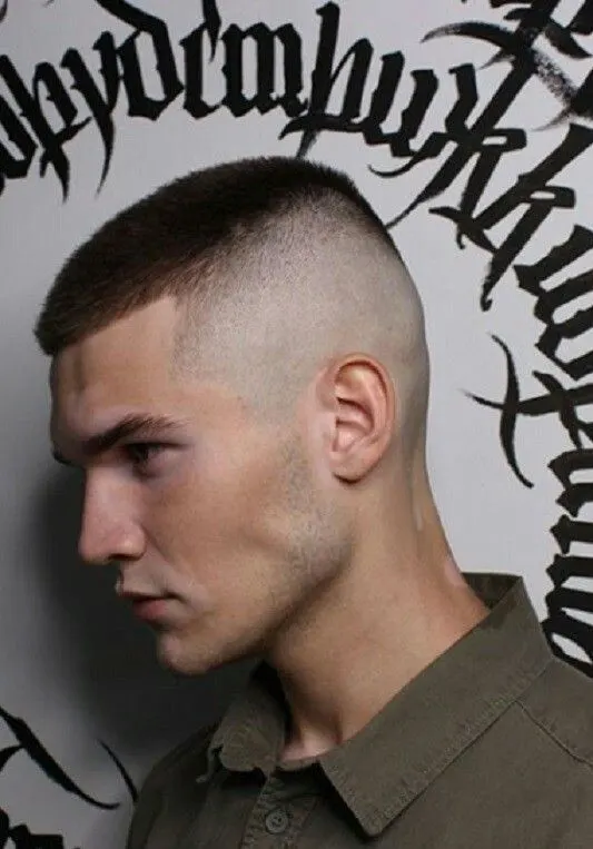 Buzz Cut – The Ultimate Guide to the Classic Low-Maintenance Haircut 11 Classic Military Buzz Cut