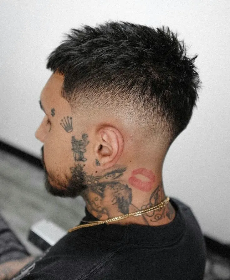 Caesar Haircut: The Timeless Men’s Hairstyle Reinvented for 2025 26 Caesar Low Fade Haircut