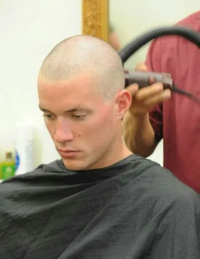 Buzz Cut – The Ultimate Guide to the Classic Low-Maintenance Haircut 6 Induction Cut