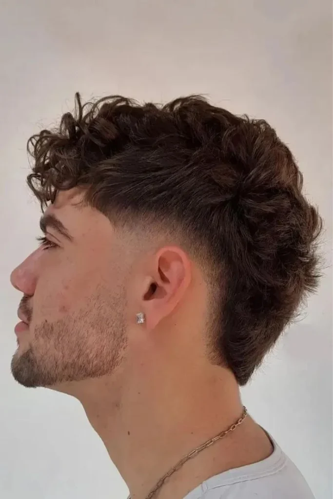 Modern Mullet Haircut for Men in 2025–2026: Clean, Stylish, Wearable 2 e48a940b9345a3c09e88698b72ef58ed