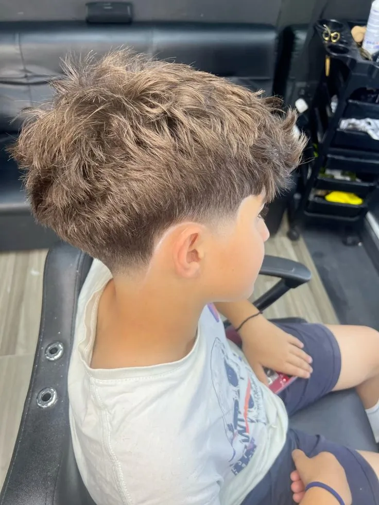 Textured Crop with Mid Fade