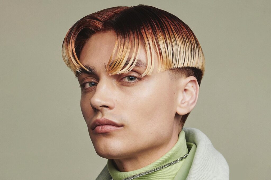 Blunt Cut Middle Part