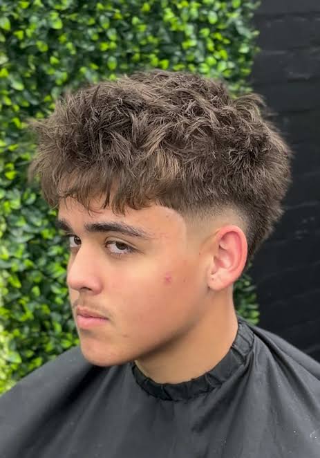 Drop Fade Haircut 4 What Is the V Burst Fade?