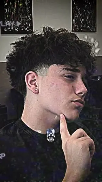 Fluffy Blowout Taper